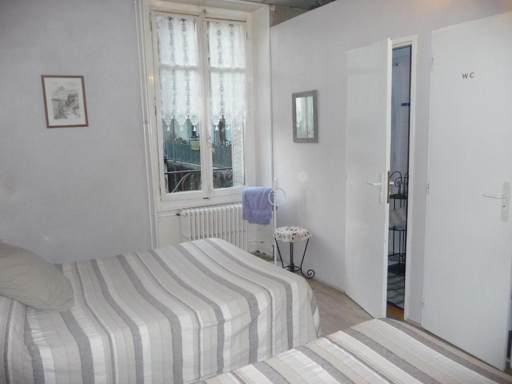 Hotel Central Annecy Phòng bức ảnh